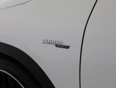 Mercedes-Benz GLA - 2021