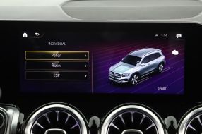Mercedes-Benz GLB - 2020