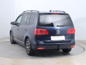 Volkswagen Touran - 2015