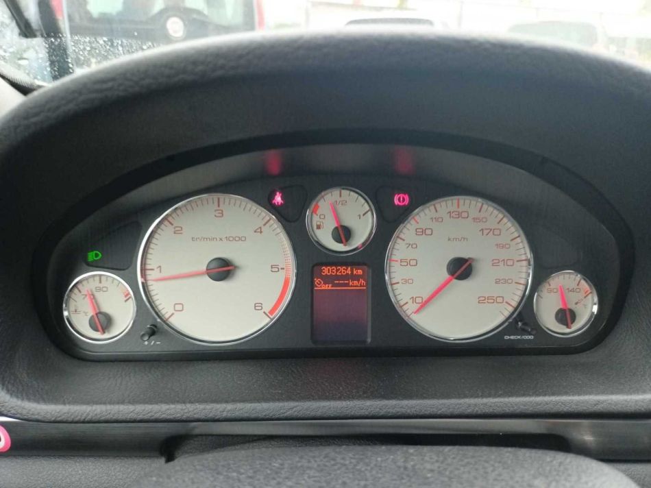 Peugeot 407 - 2010