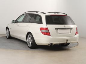 Mercedes-Benz C - 2010