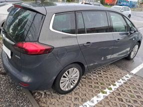 Opel Zafira - 2015