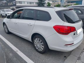 Opel Astra - 2015