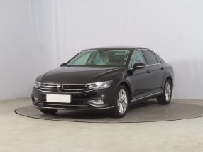 Volkswagen Passat - 2022