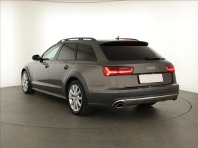Audi Allroad - 2016