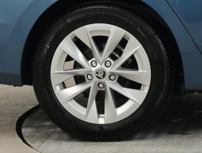 Škoda Octavia - 2021