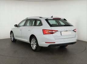 Skoda Superb - 2022