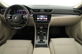 Škoda Superb - 2022