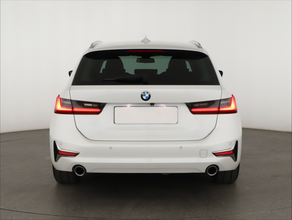 BMW 3