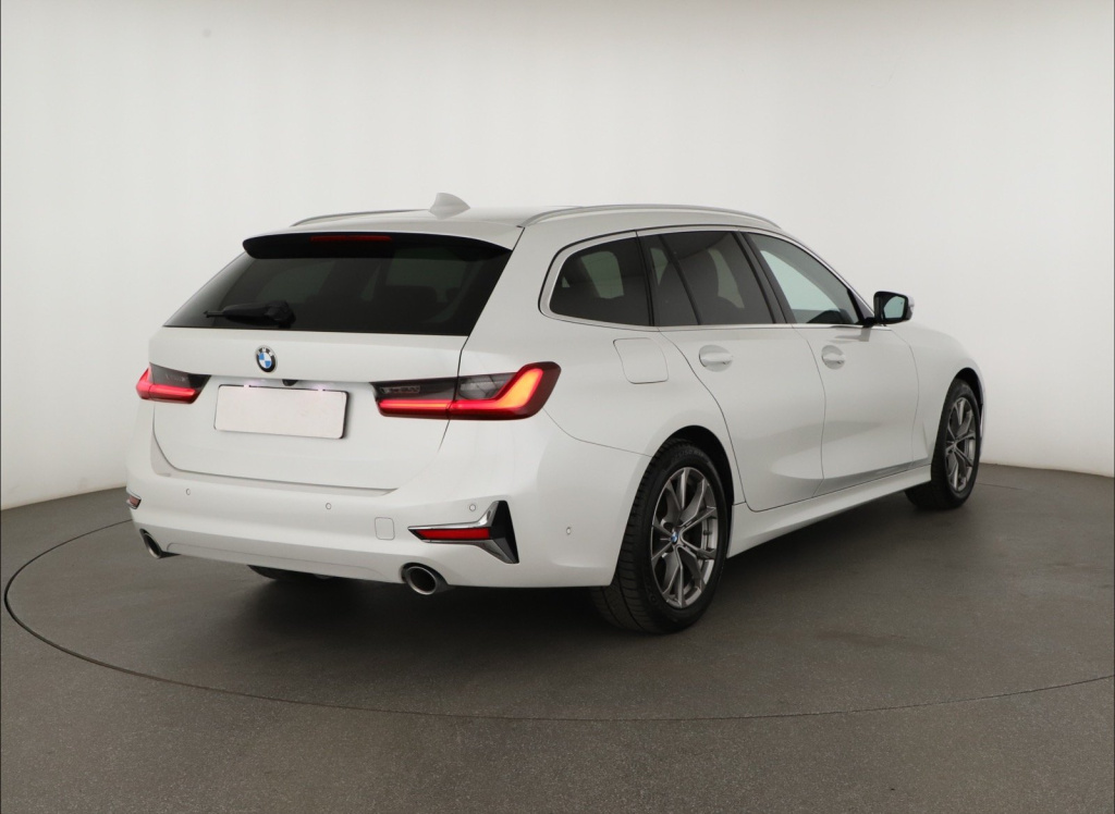 BMW 3