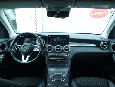 Mercedes-Benz GLC - 2020