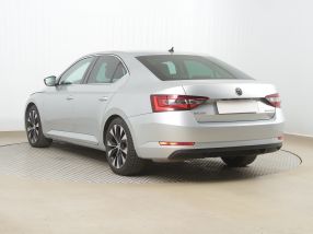 Skoda Superb - 2015