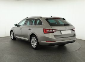 Skoda Superb - 2016