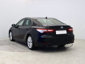 Toyota Camry - 2021