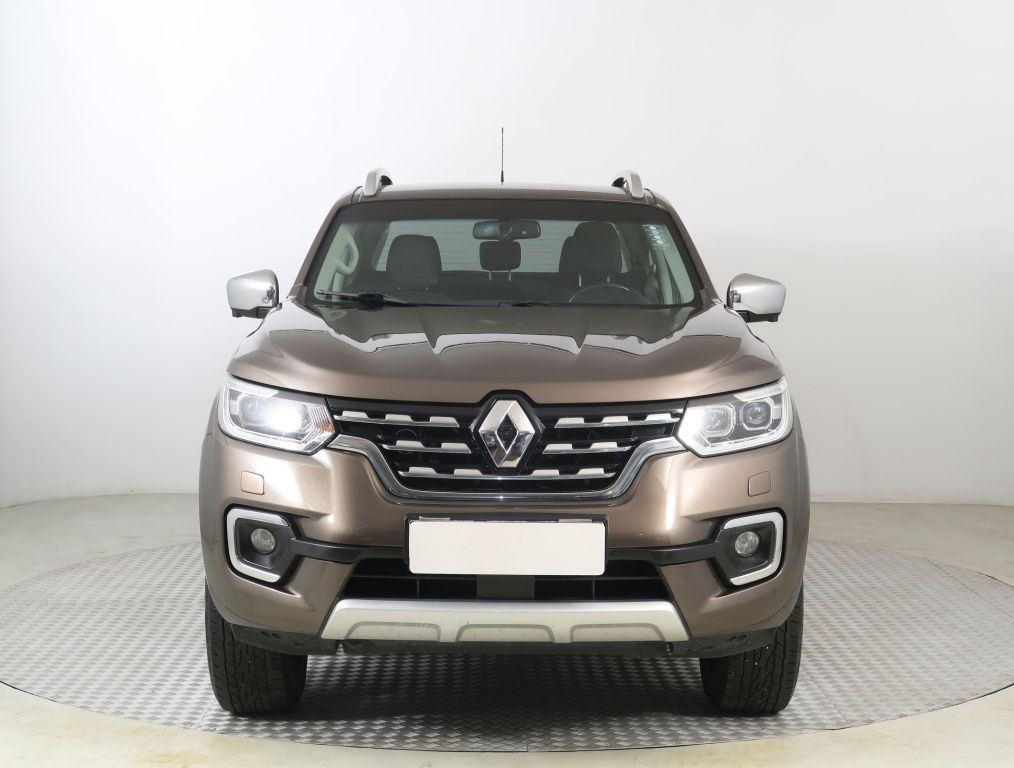Renault Alaskan