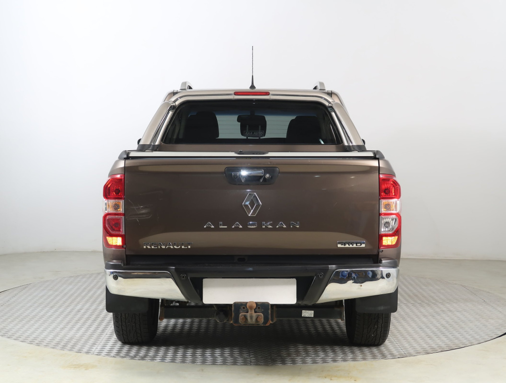 Renault Alaskan