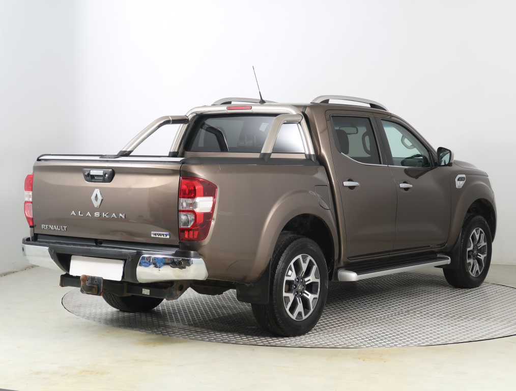 Renault Alaskan