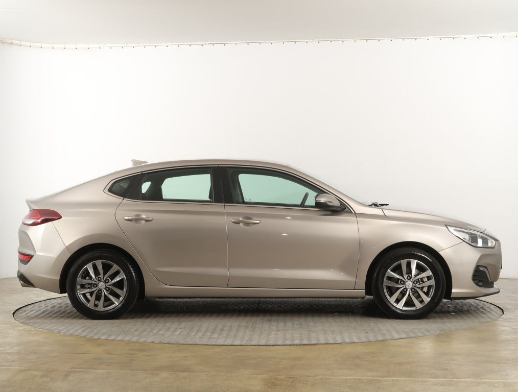 Hyundai i30 Fastback