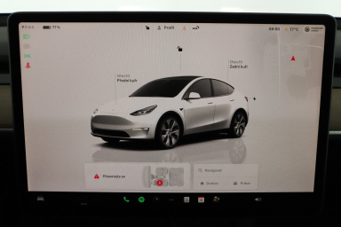 Tesla Model Y - 2023