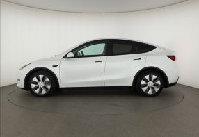 Tesla Model Y - 2023