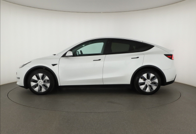 Tesla Model Y - 2023