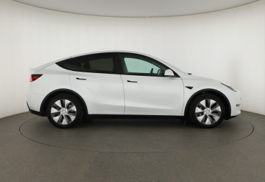 Tesla Model Y - 2023