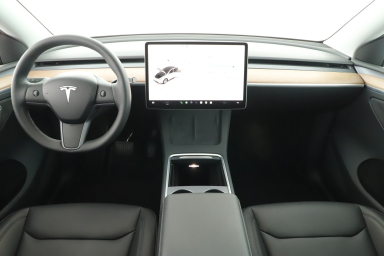 Tesla Model Y - 2023
