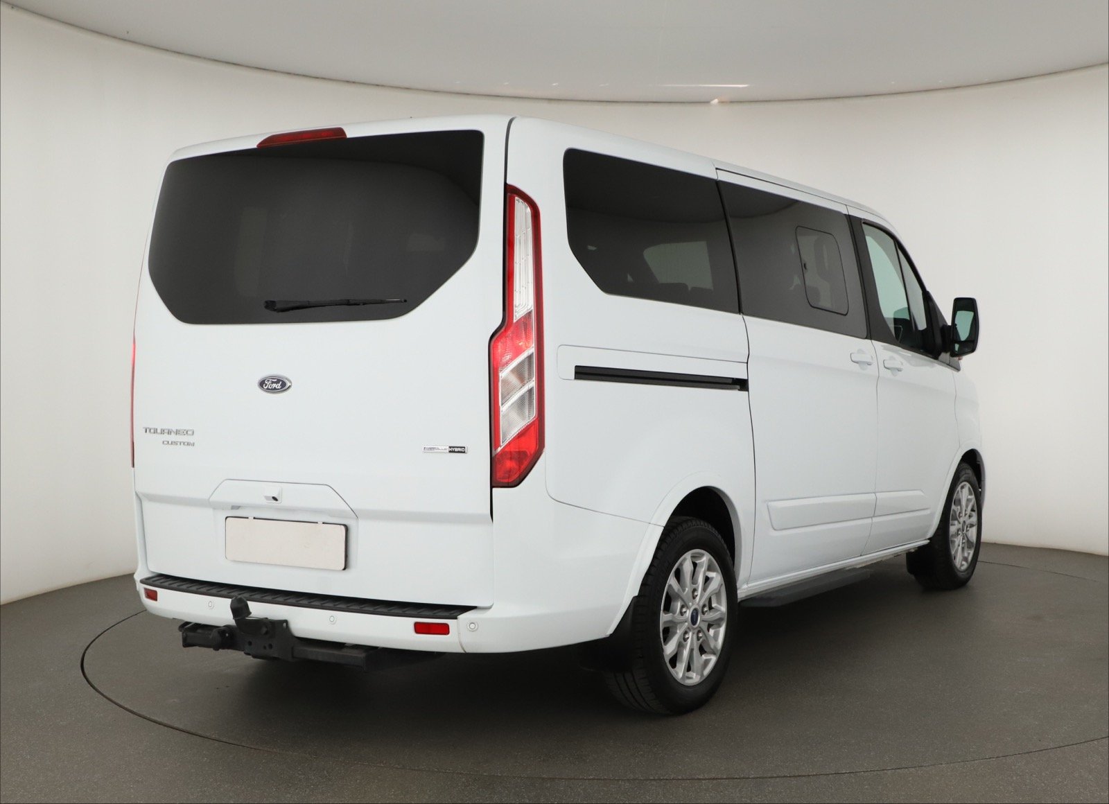 Ford Tourneo Custom - 2023