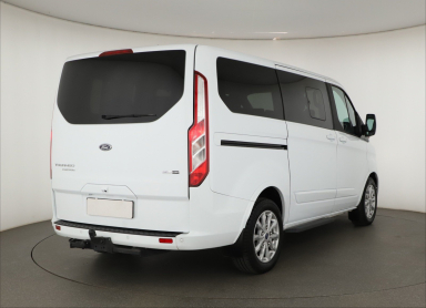 Ford Tourneo Custom - 2023