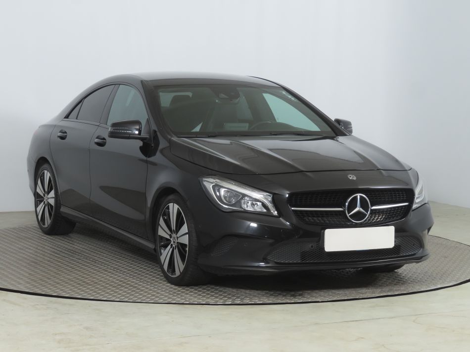 Mercedes-Benz CLA - 2018