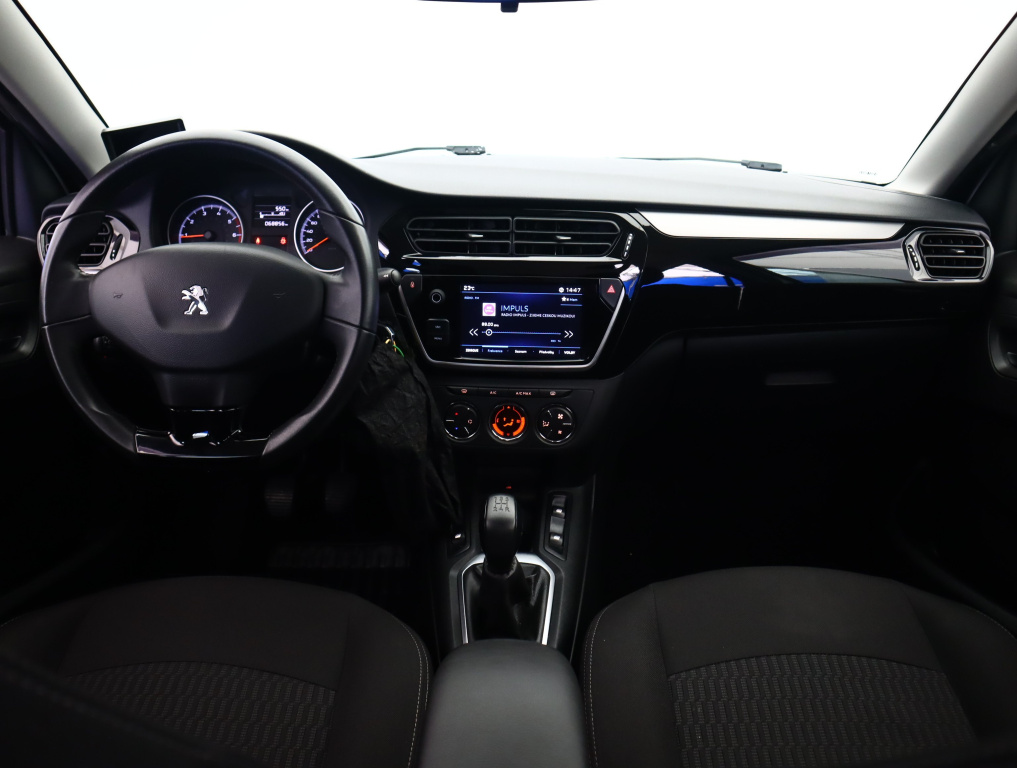 Peugeot 301