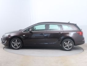 Opel Astra - 2015