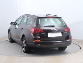 Opel Astra - 2015