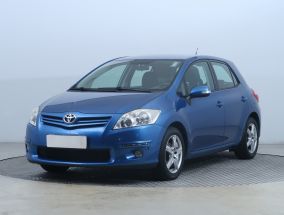 Toyota Auris - 2011