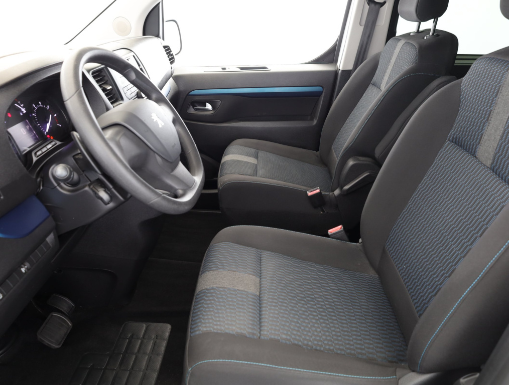 Peugeot Traveller