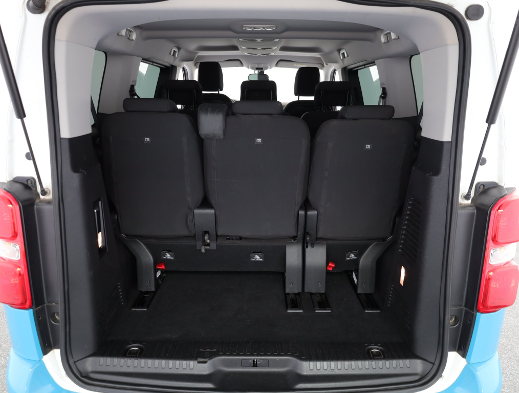 Peugeot Traveller