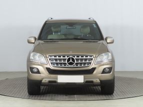 Mercedes-Benz ML - 2010