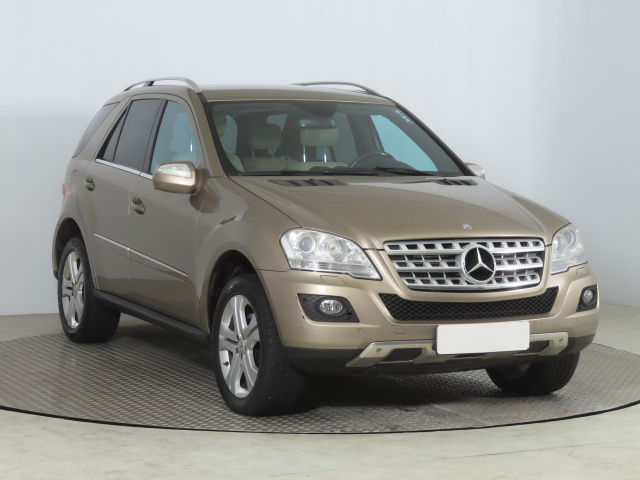 Mercedes-Benz ML 2010