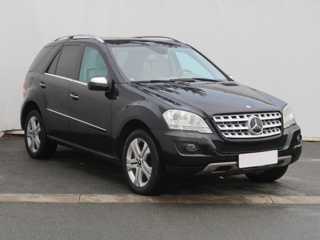 Mercedes-Benz ML 2010