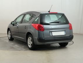 Peugeot 207 - 2010