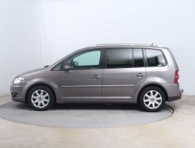 Volkswagen Touran - 2010