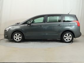 Peugeot 5008 - 2010
