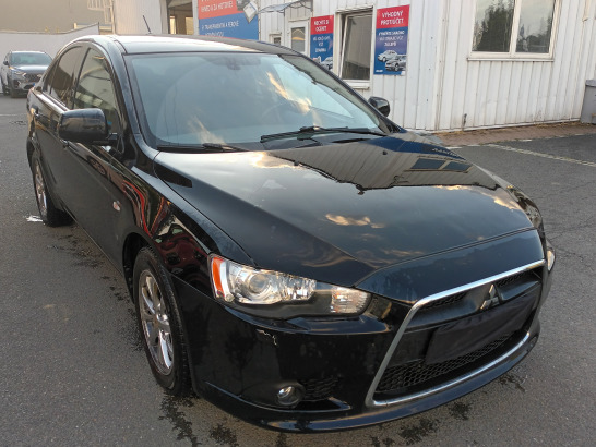 Mitsubishi Lancer