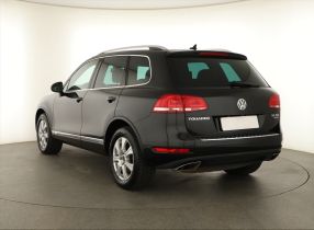 Volkswagen Touareg - 2013
