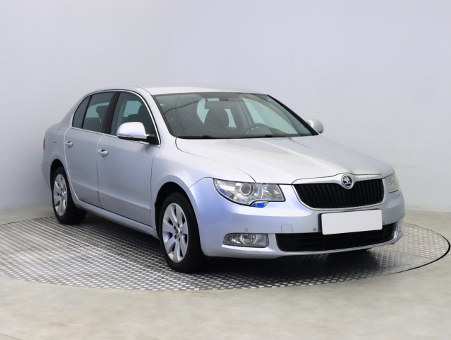 Škoda Superb 2010