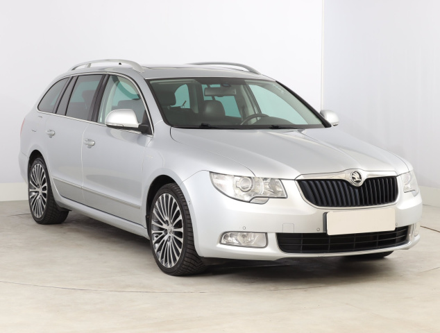 Škoda Superb 2013