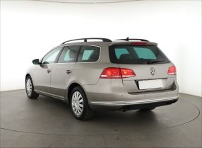 Volkswagen Passat - 2013
