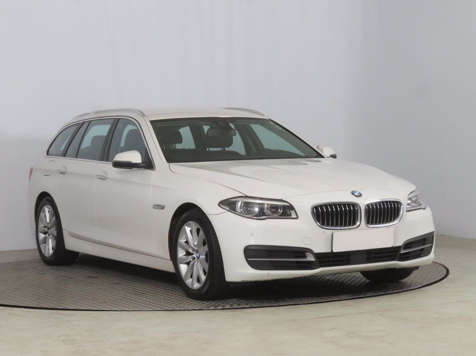 BMW 5 - 2016