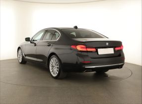 BMW 5 - 2023