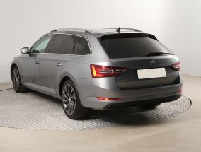Skoda Superb - 2016